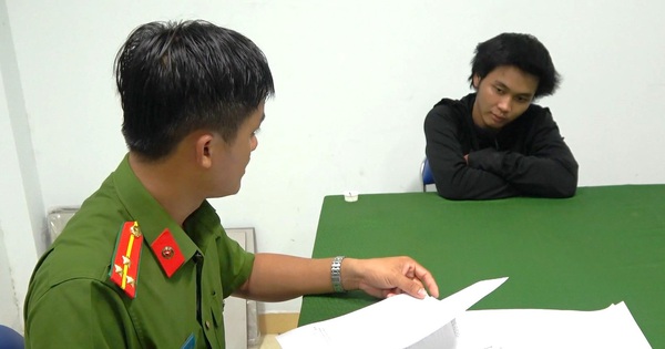Tạm giữ hình sự người dọa đăng hình ảnh nhạy cảm của thiếu nữ lên mạng để tống tiền - Tuổi Trẻ Online