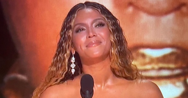 Beyoncé phá kỷ lục nhận được nhiều giải Grammy nhất mọi thời đại - Tuổi ...