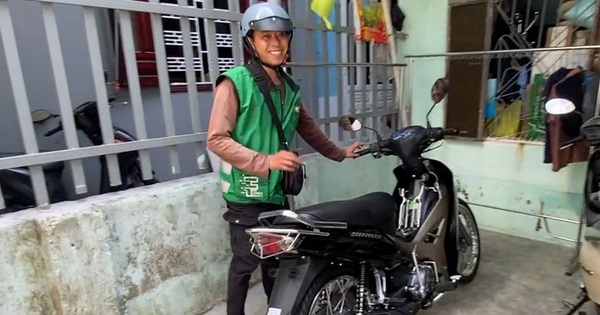 Cộng đồng mạng tặng xe cho shipper bị lấy trộm xe máy lúc ngồi nghỉ ...