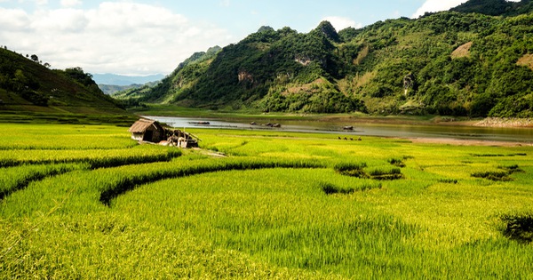 Huyền thoạitrên nhánh sông cụt