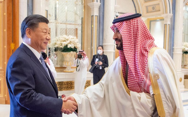 Trung Quốc, Saudi Arabia bắt tay thống nhất ổn định thị trường dầu mỏ