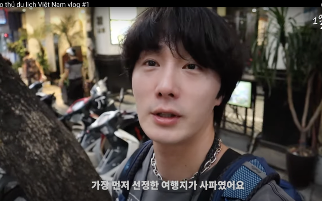 Jung Il Woo tấm tắc khen đồ ăn Việt Nam trong vlog