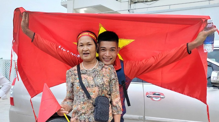 Đẹp trai như 'nam thần', nhà vô địch SEA Games Nguyễn Tiến