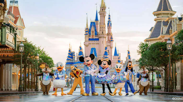 Disney mở tour thăm trọn gói Disneyland khắp thế giới - Tuổi Trẻ Online