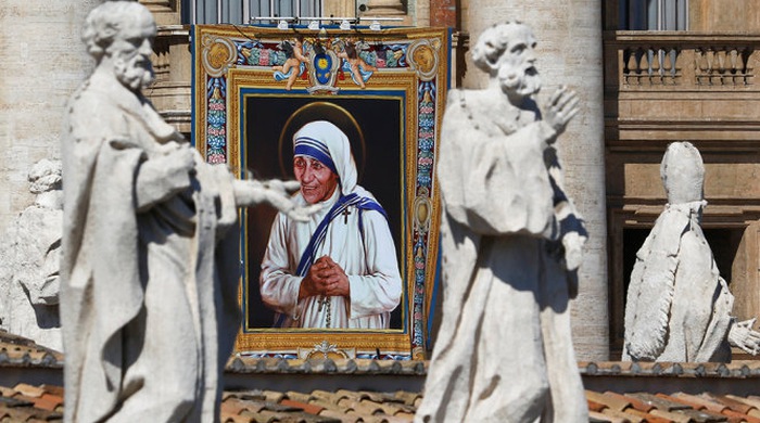 Mẹ Teresa được phong thánh - Tuổi Trẻ Online