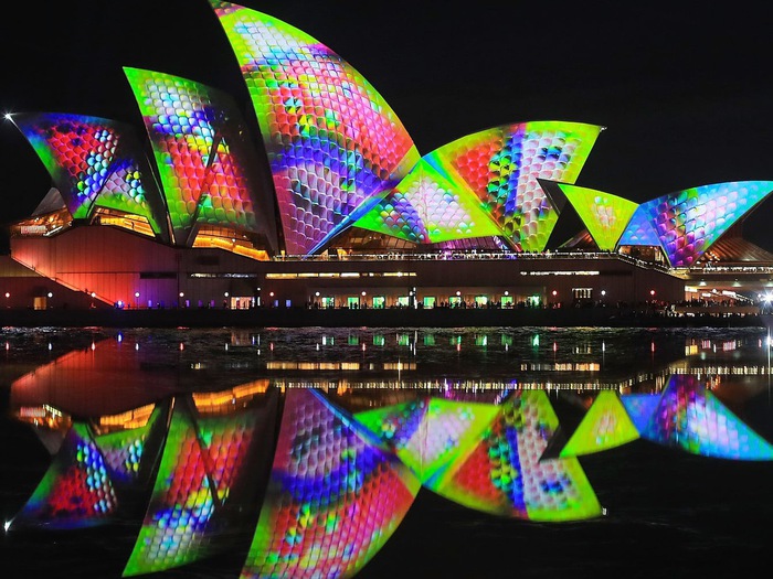 Khám Phá Lễ Hội Vivid Sydney - Ánh Sáng Nghệ Thuật Giữa Lòng Thành Phố