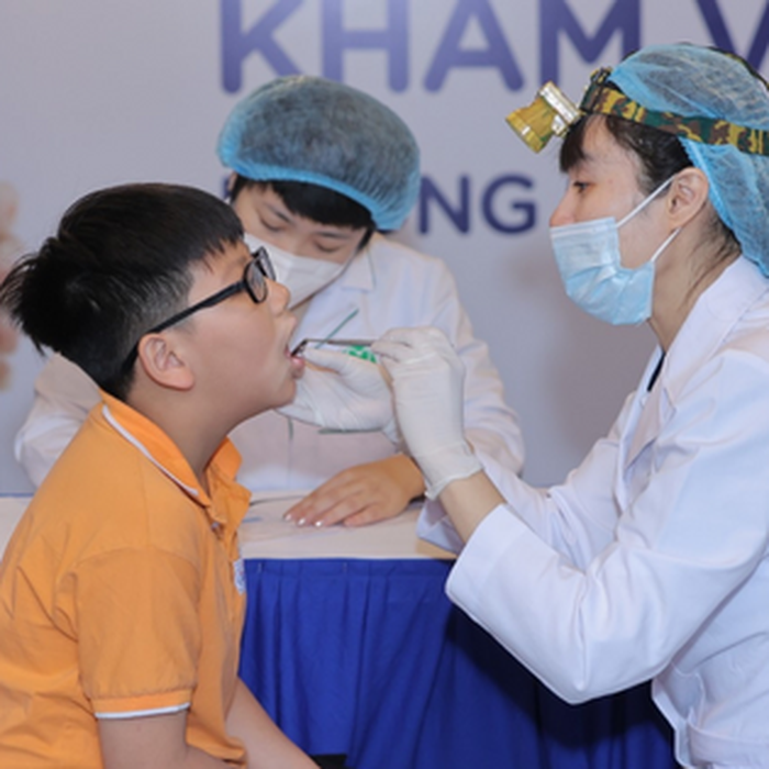 Nha Khoa Khám Răng Gần Đây: Tìm Nha Sĩ Uy Tín, Giá Rẻ