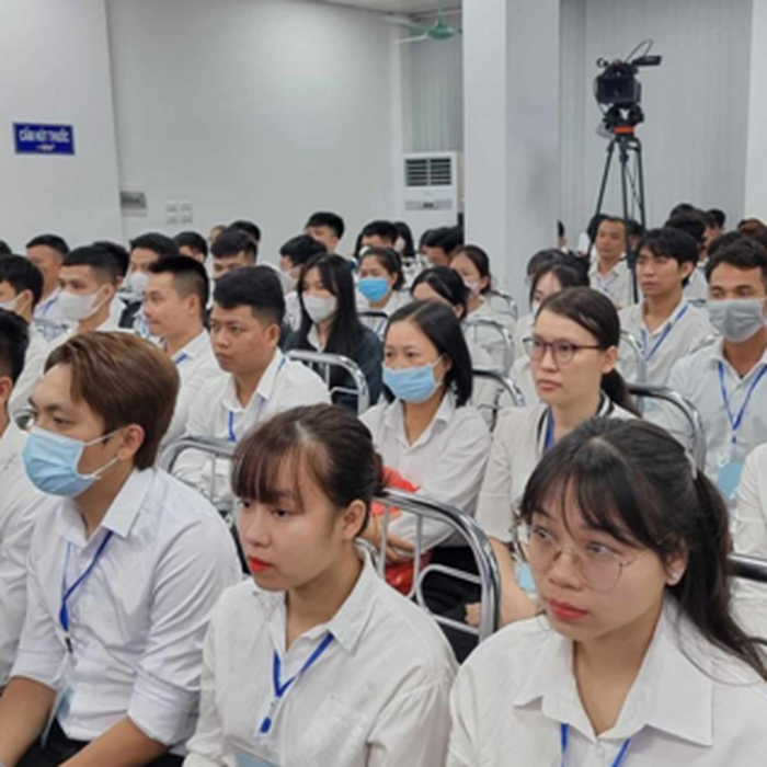 Nữ Có Nên Đi Xuất Khẩu Hàn Quốc?