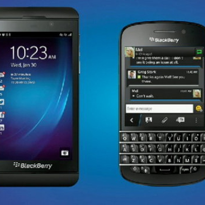 Cận cảnh BlackBerry Z10 2 phiên bản đen và trắng tại Việt Nam