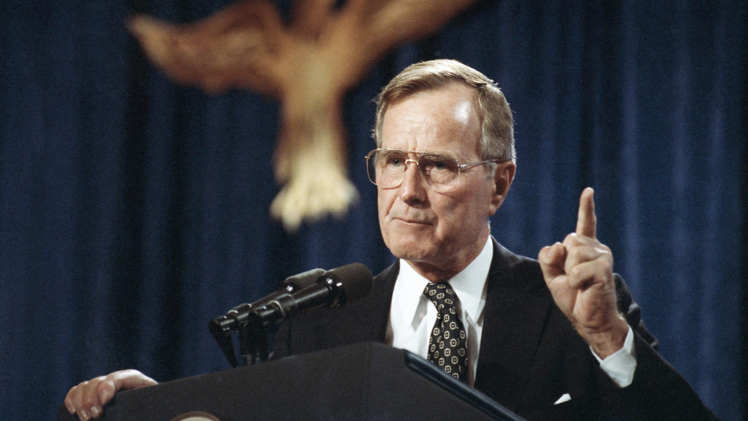 Những dấu ấn của cựu tổng thống Bush 'cha'