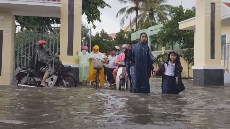 Phú Yên: Cho học sinh toàn tỉnh nghỉ học để tránh bão
