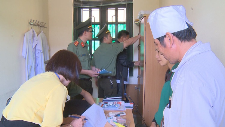 Khởi tố, bắt tạm giam 3 bác sỹ Bệnh viện Tâm thần tỉnh Thanh Hóa