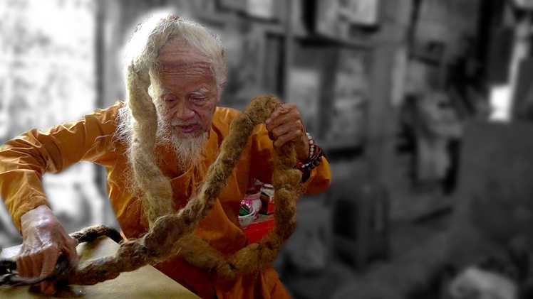 Góc nhìn trưa nay | Gặp ‘dị nhân tóc rồng’ hơn 70 năm không cắt tóc