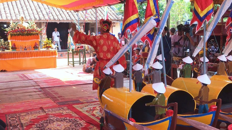 Trang nghiêm lễ khao lề thế tri ân hùng binh Hoàng Sa ở đảo Lý Sơn