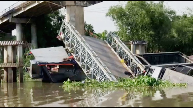 Sập cầu Tân Nghĩa, không có thiệt hại về người