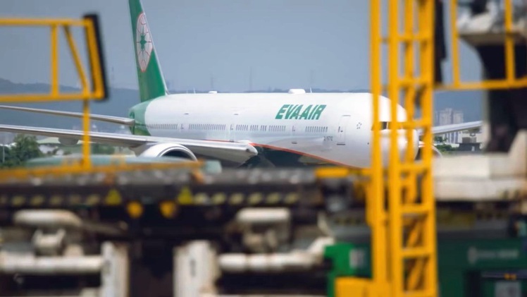 Eva Air sẽ bồi thường cho hành khách bị hủy chuyến