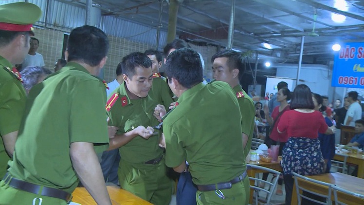 Bắt tạm giam bị can “đại náo” tại khu du lịch biển Hải Tiến, Thanh Hóa