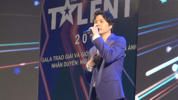 Trịnh Thăng Bình lần đầu hát live “Nhân duyên - Người yêu tiền kiếp”