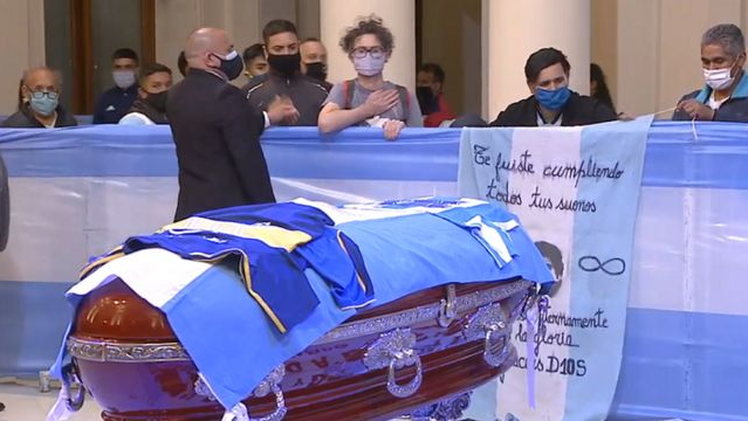Video: Nữ y tá khai báo sai về cái chết của Maradona