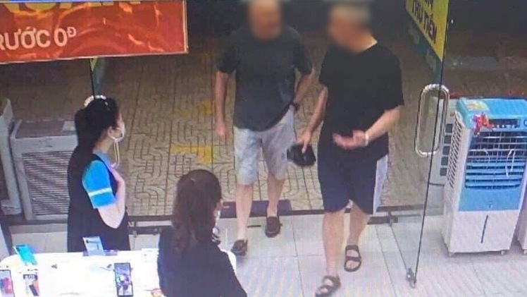 Video: Nữ nhân viên siêu thị Điện Máy Xanh ở Đà Nẵng là ca nhiễm virus thứ 35