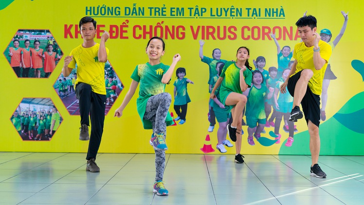 Bài 28: 'Khỏe để chống virus Corona