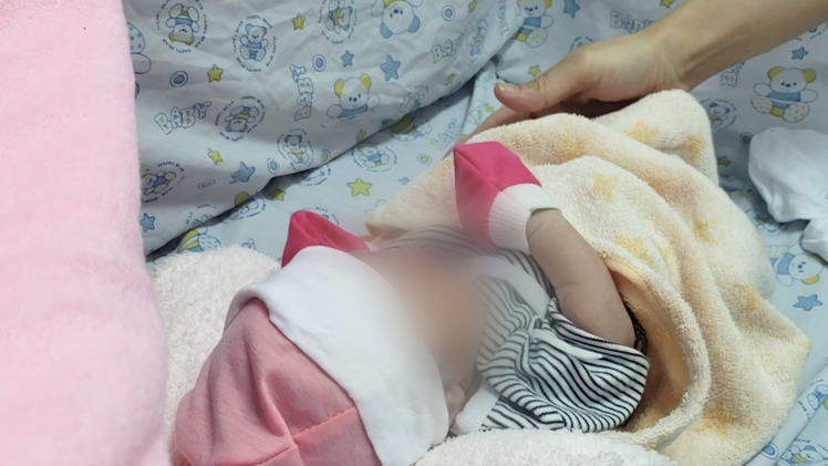 Video: Sản phụ bỏ rơi con sau 1 ngày sinh tại bệnh viện quận Tân Phú