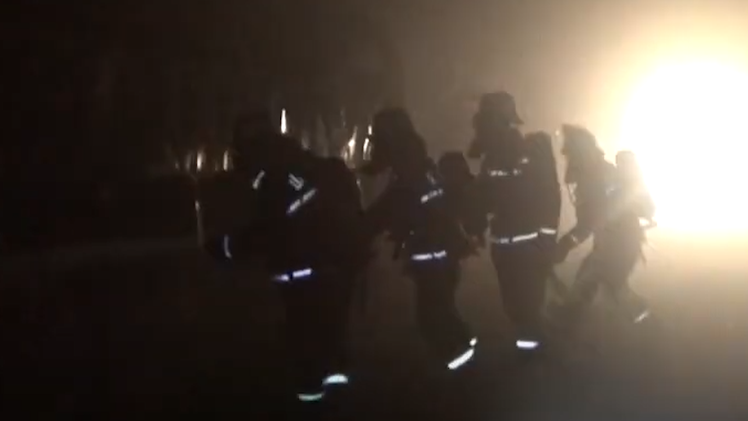 Video: Xe chở 45 hành khách 'bốc cháy như đuốc' trong đường hầm