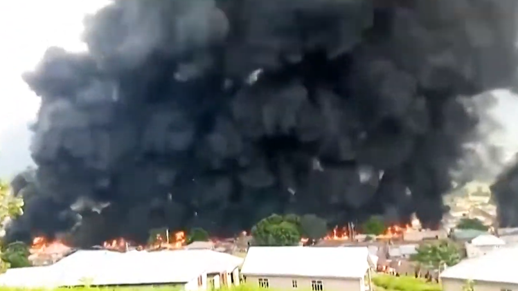 Video: Ít nhất 23 người thiệt mạng trong vụ nổ xe bồn chở xăng