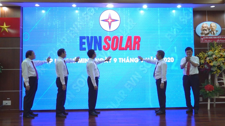 Tìm hiểu thông tin đầu tư điện mặt trời mái nhà trên nền tảng EVNSOLAR