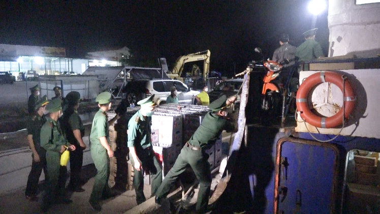 Video: Dịch ở đảo Phú Quý bất ngờ bùng phát, lan nhanh, đất liền lập tức chi viện