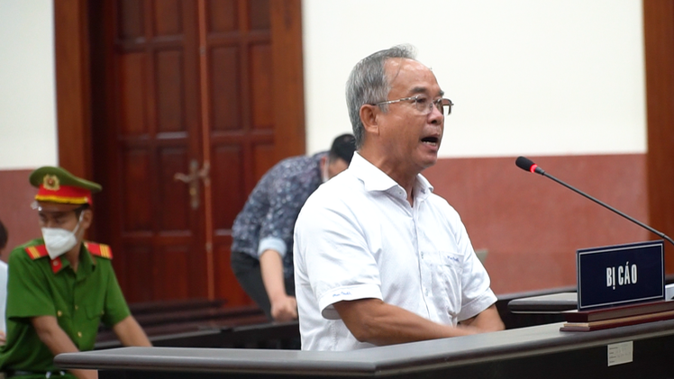 Video: Y án 8 năm tù với ông Nguyễn Thành Tài, 5 năm tù với bà Lê Thị Thanh Thúy