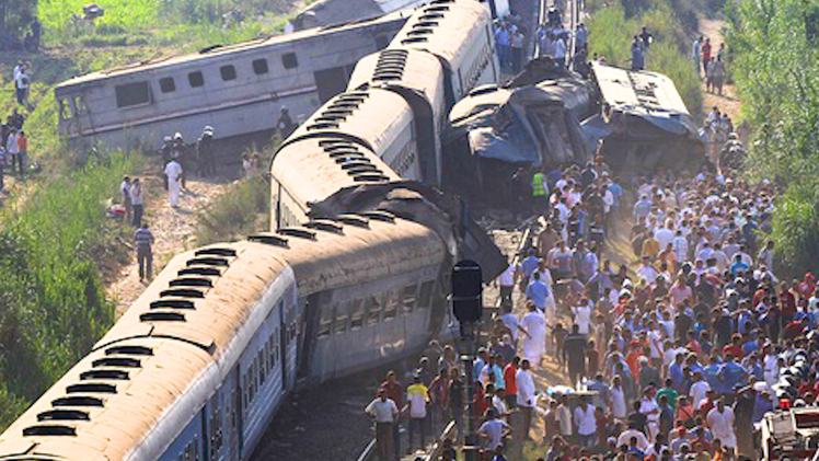 Video: Hai đoàn tàu va chạm do phanh gấp khiến 32 người thiệt mạng ở Ai Cập