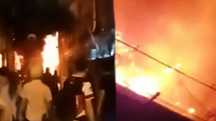 Video: Cháy bãi xe vi phạm thuộc nhóm hủy đăng ký do không người nhận ở Thủ Đức
