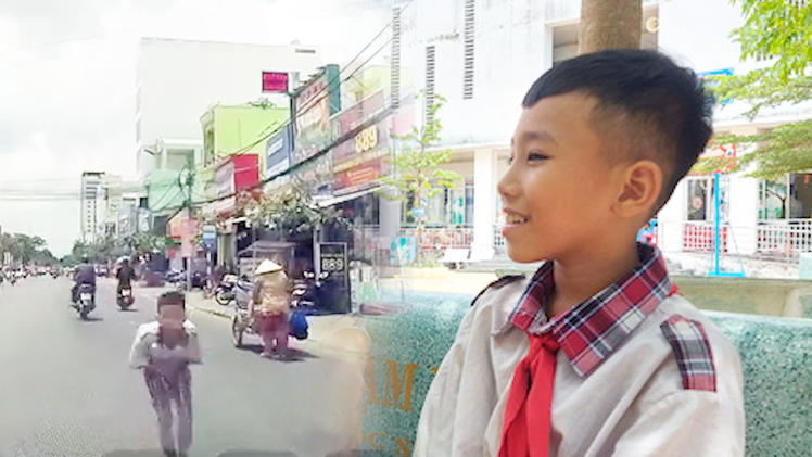Video: Tuyên dương, khen thưởng cậu bé cúi đầu cảm ơn tài xế nhường đường