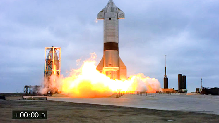 Video: Tàu vũ trụ SpaceX hạ cánh thành công sau 4 lần nổ tung