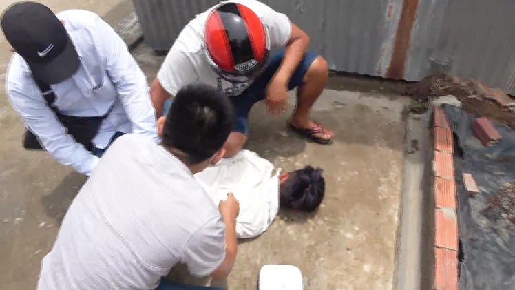 Video: Tạm giữ nhóm cưỡng đoạt tiền các quán nước do Phương ‘heo’ cầm đầu ở Tiền Giang