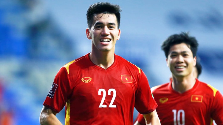 Video: FIFA khen ngợi đội tuyển Việt Nam và Tiến Linh