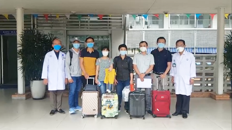 Video: Đội phản ứng nhanh Chợ Rẫy hỗ trợ cho Bệnh viện điều trị COVID-19 Củ Chi