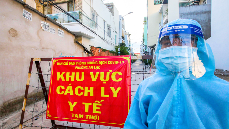 Video: Việt Nam qua 100.000 ca nhiễm; Từ hôm nay, TP.HCM dừng tất cả hoạt động sau 18h