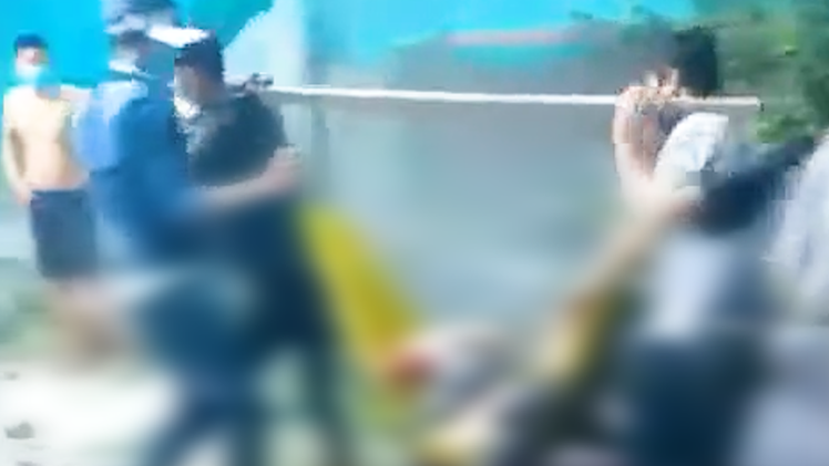 Video: Hai băng nhóm hỗn chiến, 2 người chết ở Long An giữa lúc dịch 'căng như dây đàn'