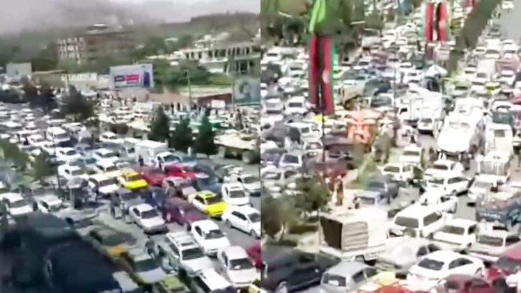 Video: Cuộc tháo chạy khỏi Afghanistan, ô tô bỏ đặc trên đường, hàng ngàn người đu bám máy bay