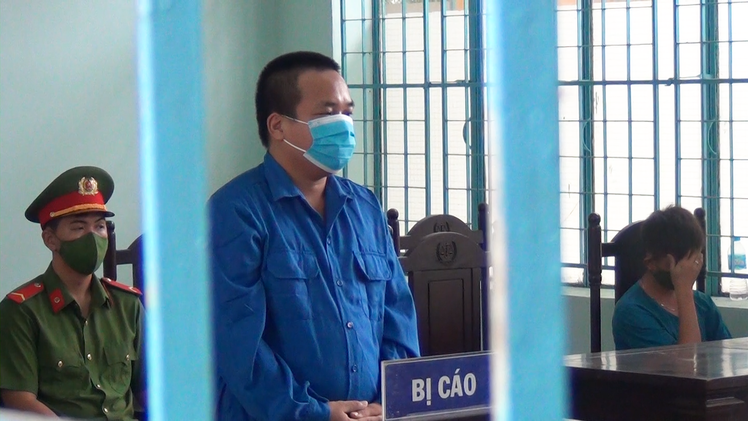 Video: Đánh người làm nhiệm vụ tại chốt kiểm dịch, tuyên phạt bị cáo 2 năm tù