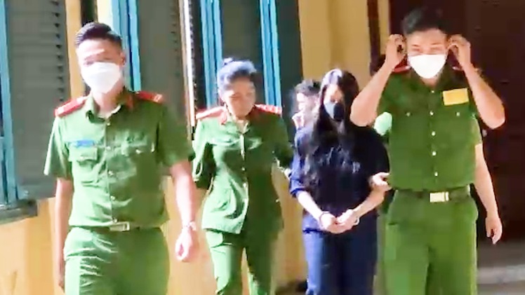 Video: Tòa tuyên án tử hình 'dì ghẻ' Nguyễn Võ Quỳnh Trang vì bạo hành trẻ 8 tuổi đến chết