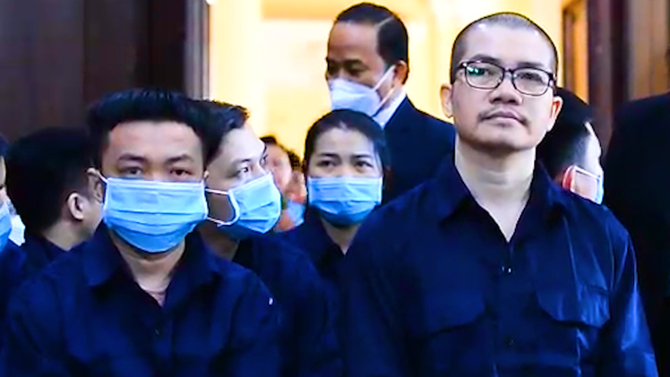 Video: Bị cáo Nguyễn Thái Luyện nói lời sau cùng, xin cho các nhân viên mức án bằng thời gian tạm giam