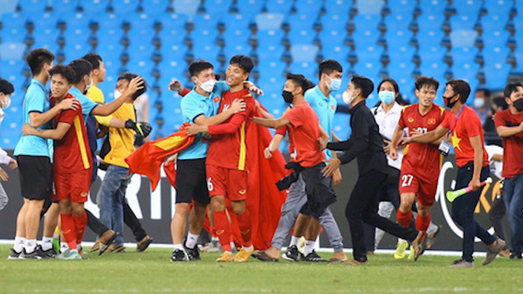Video: 20h 27-2 mừng công đội tuyển U23 Việt Nam lần đầu tiên vô địch U23 Đông Nam Á