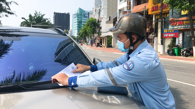 Video: Đà Nẵng công khai danh sách phương tiện còn nợ phí đậu đỗ, có xe nợ tới 534 lượt