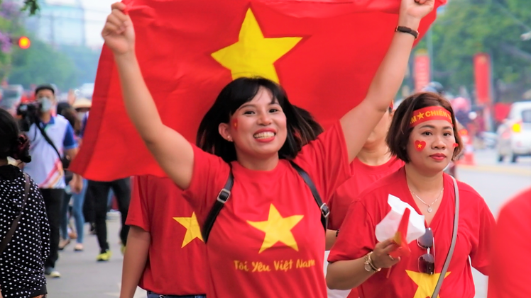 Video: Nóng bỏng, đỏ rực trước giờ bóng lăn trận bán kết giữa U23 Việt Nam và U23 Malaysia