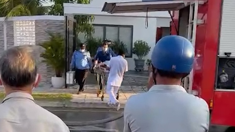 Video: Điều tra vụ người đàn ông nằm gục trong căn nhà sau tiếng súng nổ ở Nha Trang