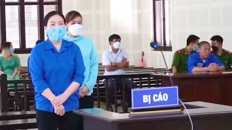 Video: Đại gia Đào Thị Như Lệ lừa 5 người hơn 41 tỉ đồng ở Đà Nẵng hầu tòa