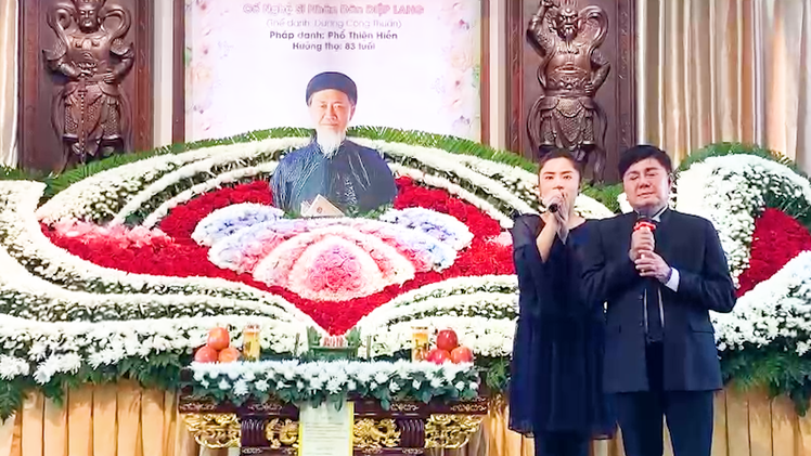 Video: Nhiều nghệ sĩ đến lễ tưởng niệm và tri ân ấm áp dành cho nghệ sĩ Diệp Lang tại TP.HCM